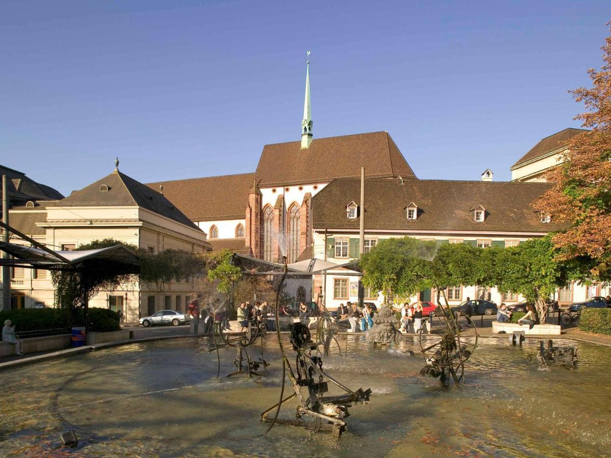 Novotel Basel City Екстериор снимка